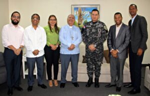 visita del director general de la policia nacional3