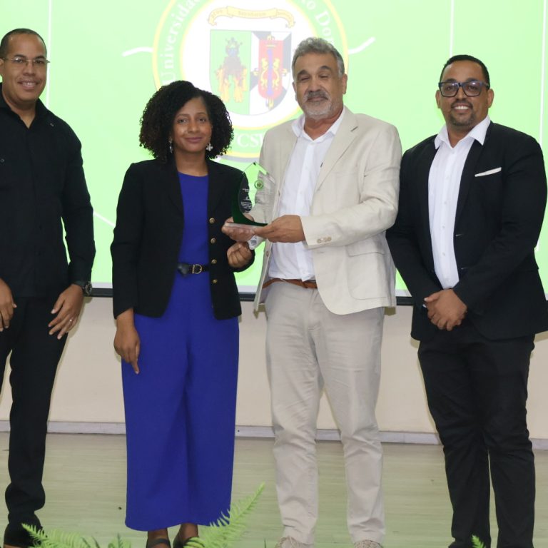 Reconocimiento a Ismael Diaz
