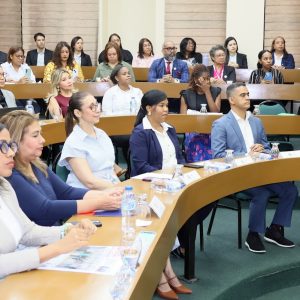Autoridades y asistentes al diplomado para ASFL